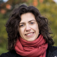 karolina-portratt-200.jpg